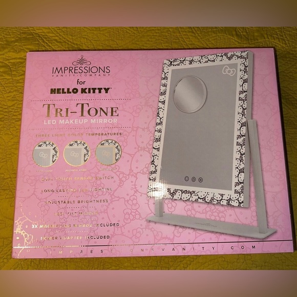 HELLO KITTY TRI-TONE LED MAKEUP MIRROR Sanrio - Picture 2 of 9